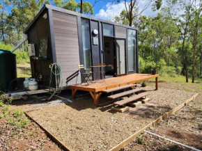 Mugul Dream Cottage by Tiny Away, Colosseum